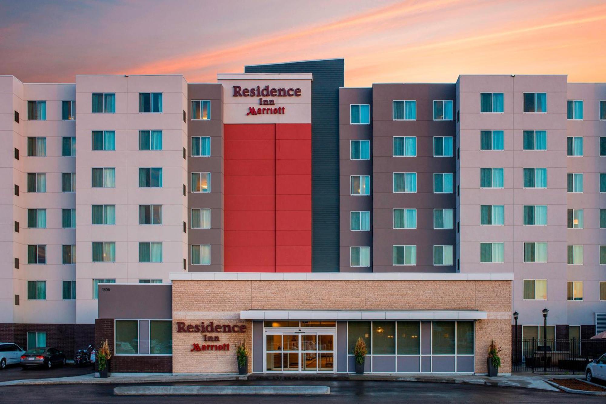 Residence Inn By Marriott Риджайна Экстерьер фото